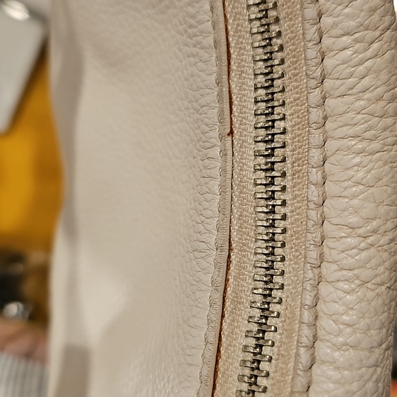 Michael Kors Megan Fulton Large Hobo Crossbody Vanilla Silver Tone Hardware EUC